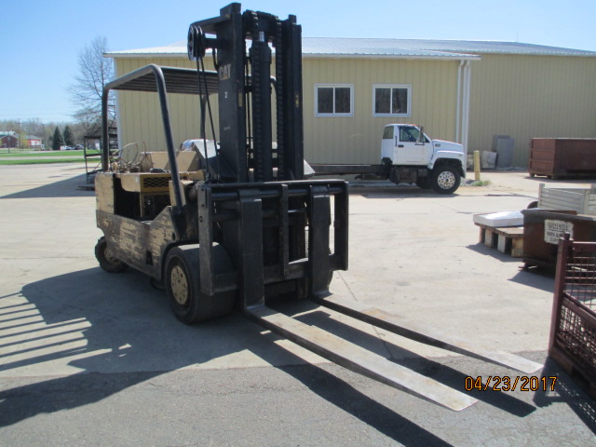 Caterpillar Model T200, 20,000 LB Fork Lift - Image 3 of 3