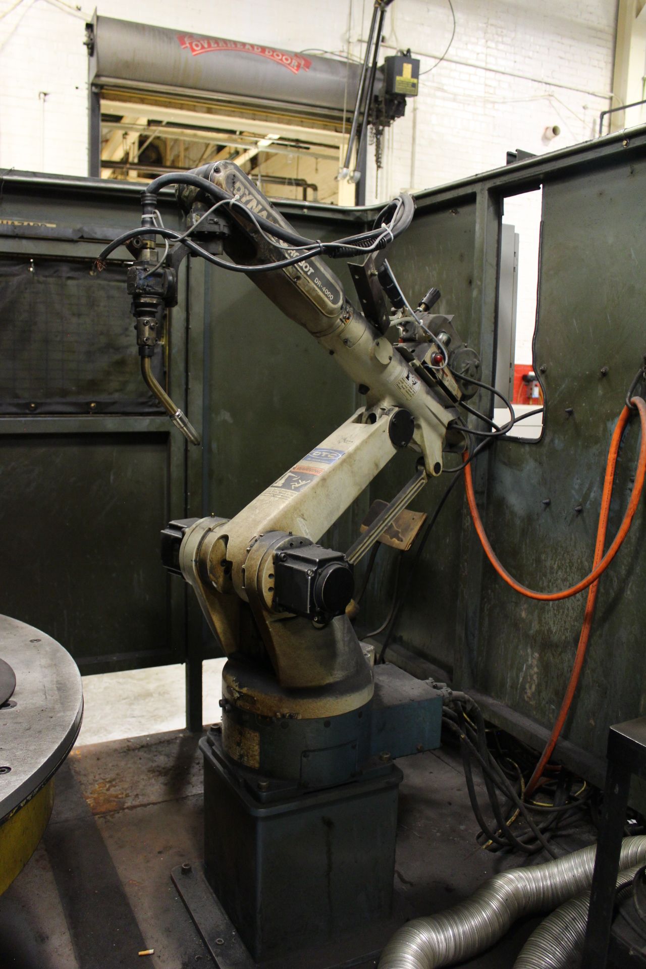 OTC Dynamic Arc Cell T60A Robotic Welding Cell - Image 2 of 6