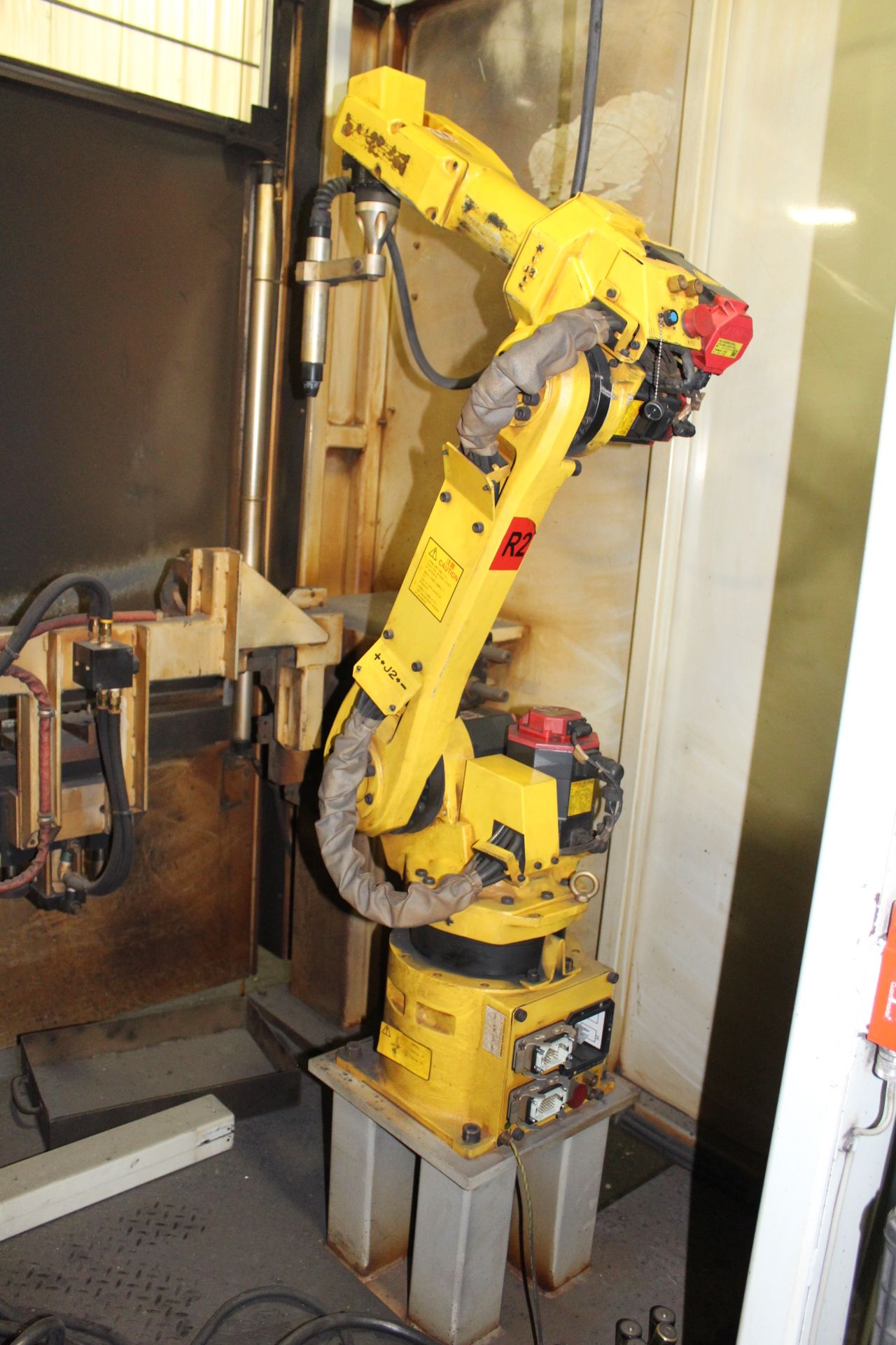 Fanuc Robotic Welding Cell - Angola, Indiana - Image 6 of 17