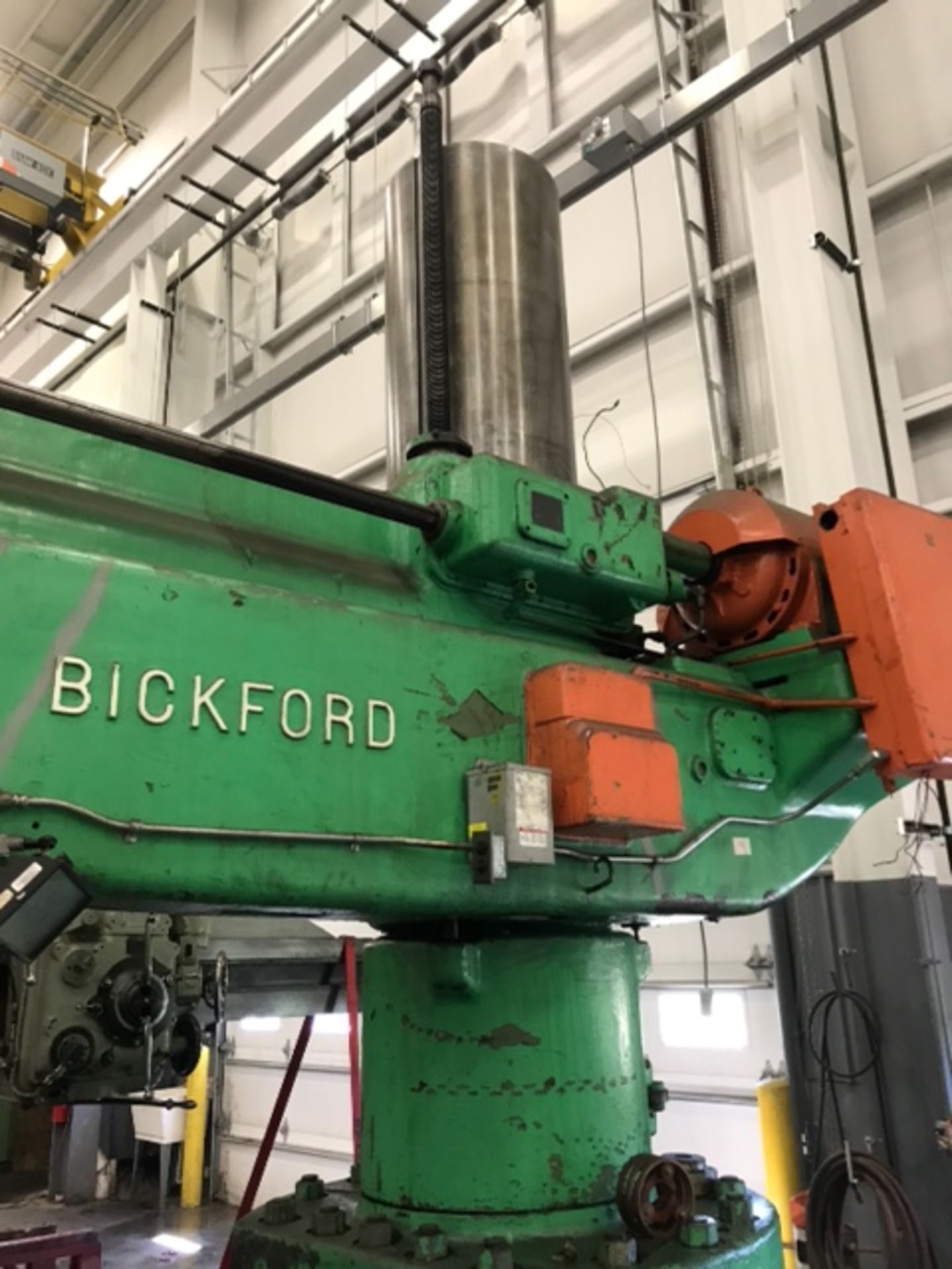 CINCINNATI BICKFORD 10’ X 26” RADIAL ARM DRILL - Image 2 of 4