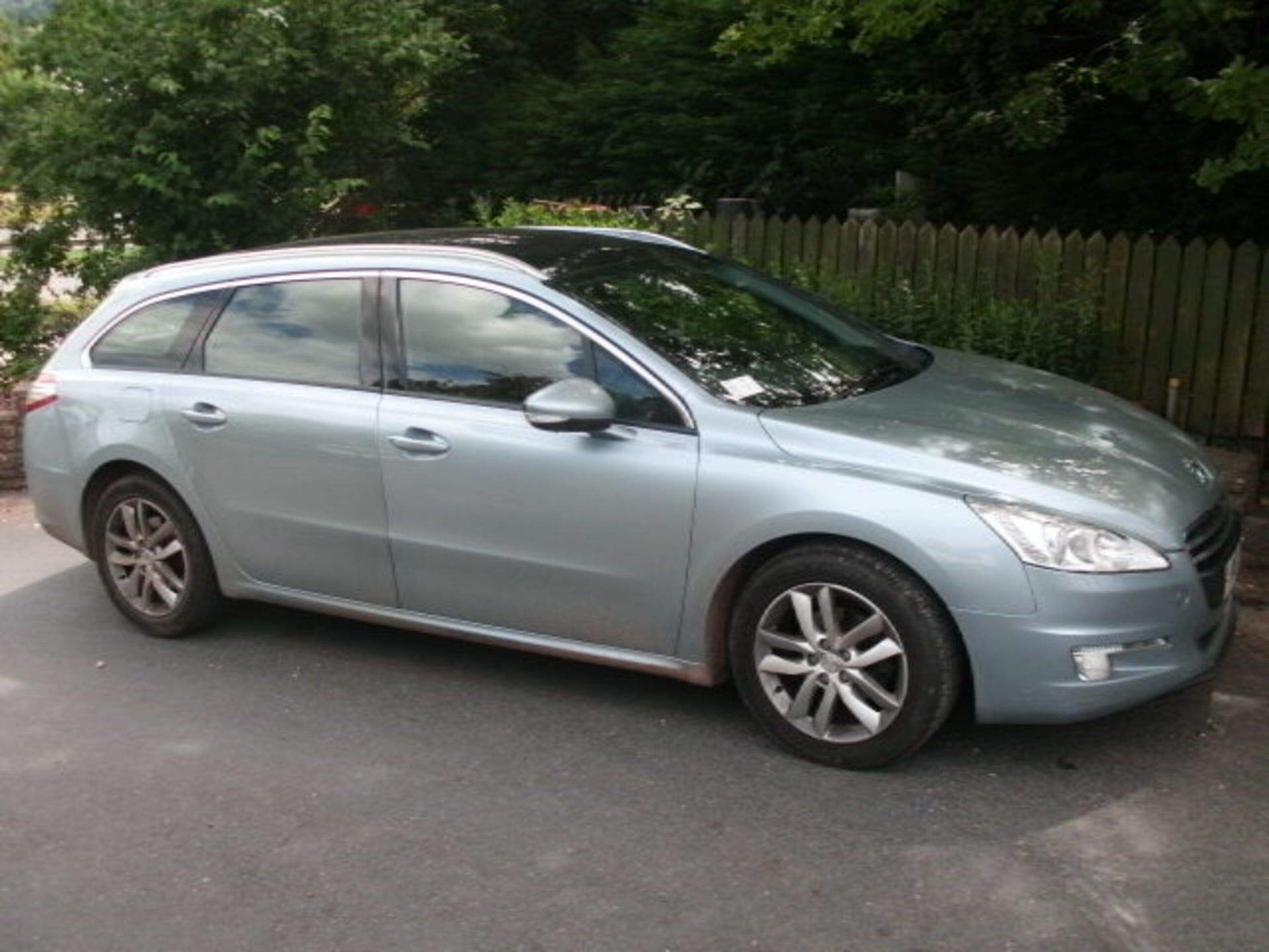 2012 (July) PEUGEOT 508 ACTIVE SW Hdi estate car 5 door, blue, diesel, 1560cc, 246,652 miles - Image 2 of 4