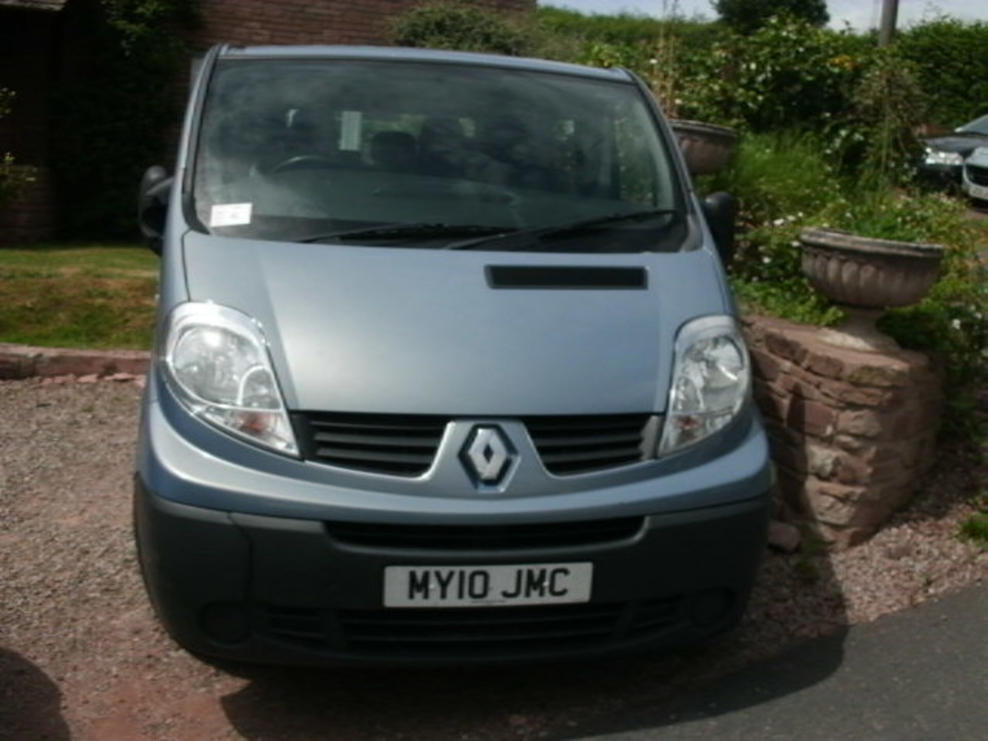 2010 (June) RENAULT TRAFIC SL27 Dci 115 8 seater MINI BUS including driver, metallic blue, diesel,