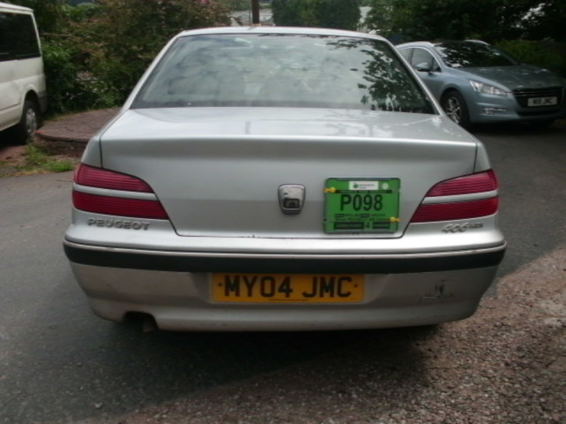 2004 (March) PEUGEOT 406 SHDi (90) 4 door saloon, silver, diesel, 1997cc, 402,835 miles recorded, - Image 4 of 4