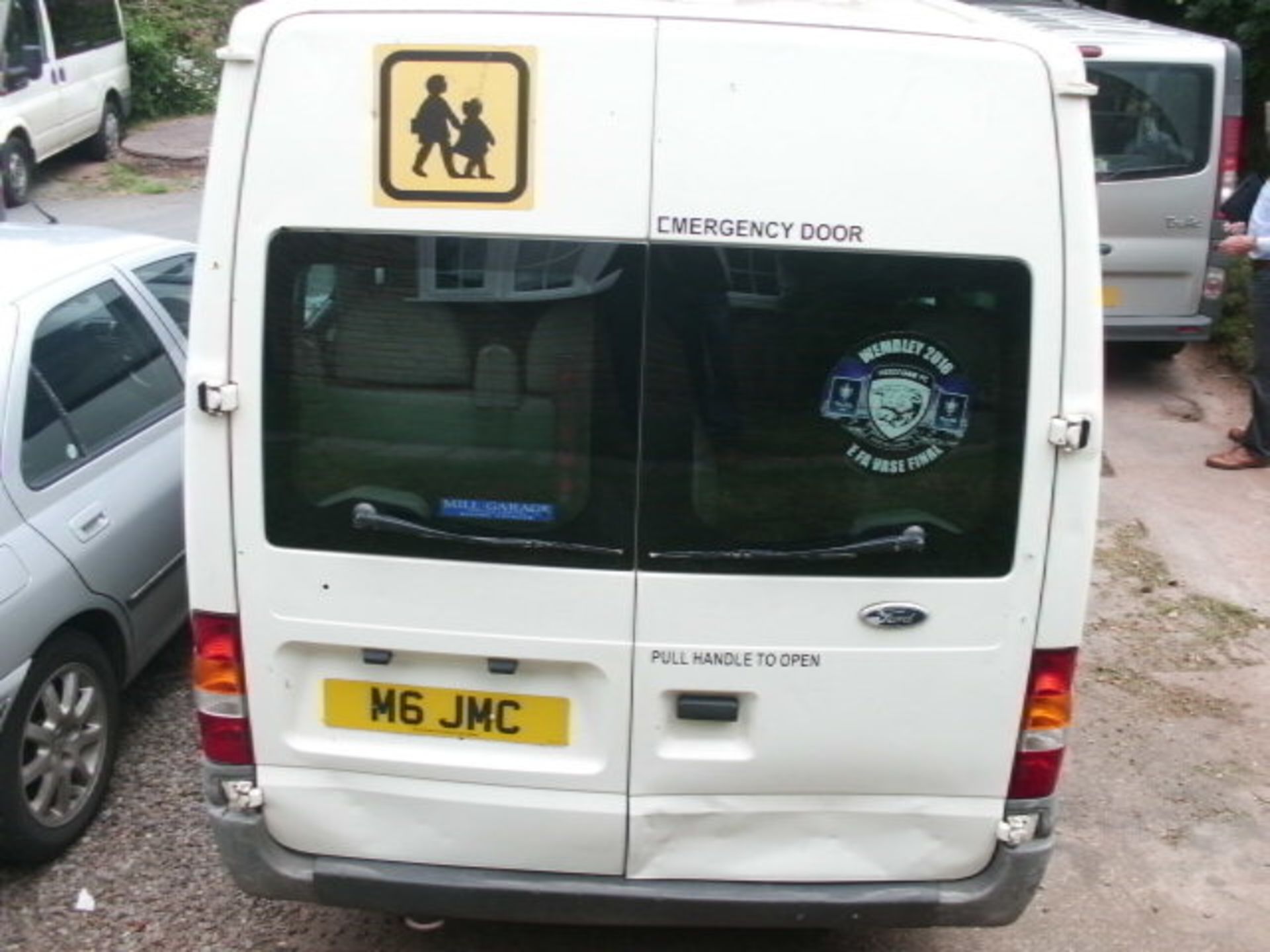 2006 (March) FORD TRANSIT 17 seater MINI BUS including driver, white, diesel, 2402cc, 249,595 - Image 4 of 4