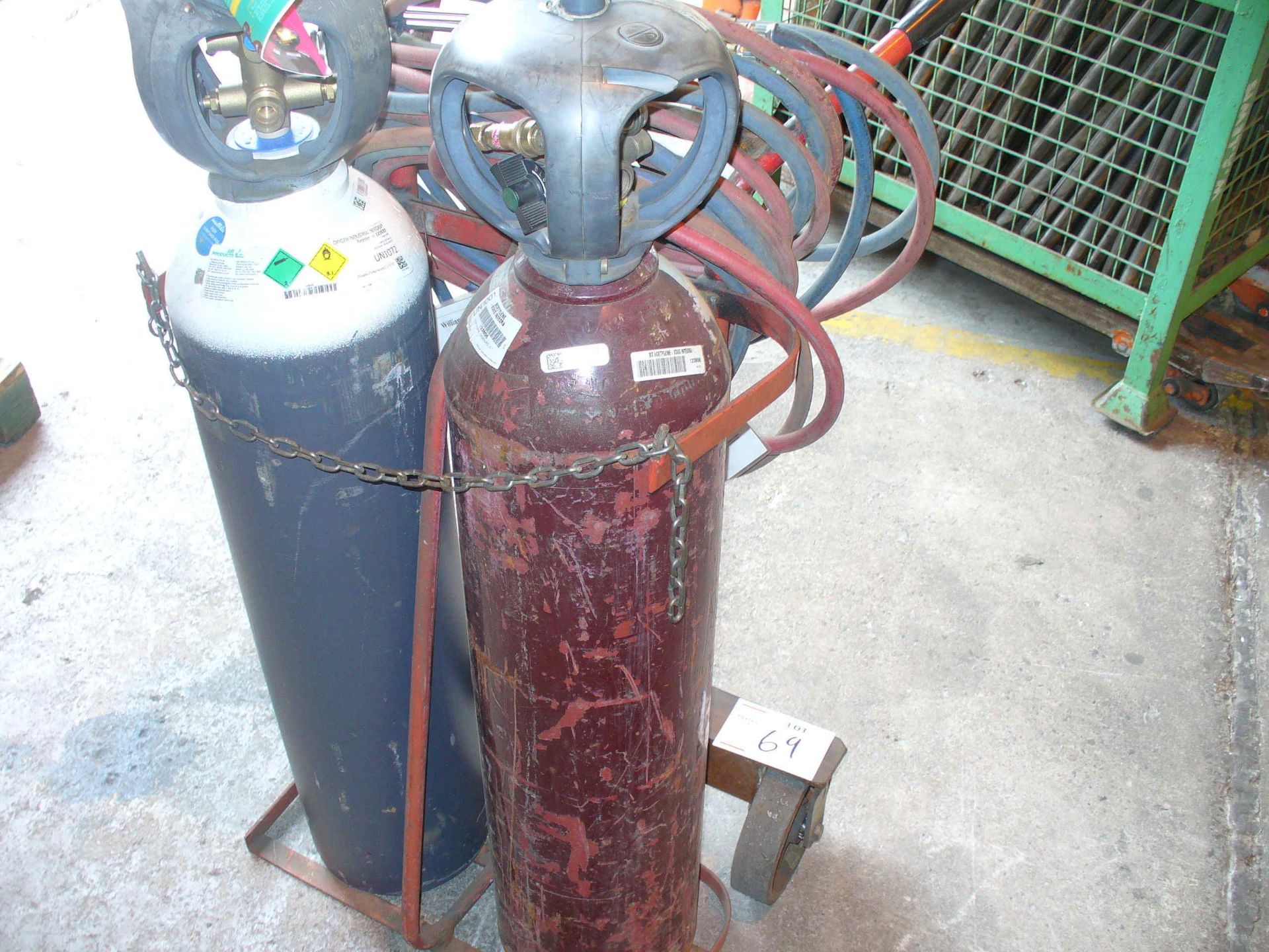 OXYACETYLENE TORCH - hoses gauges and bottle trolley(EXCLUDES BOTTLES)