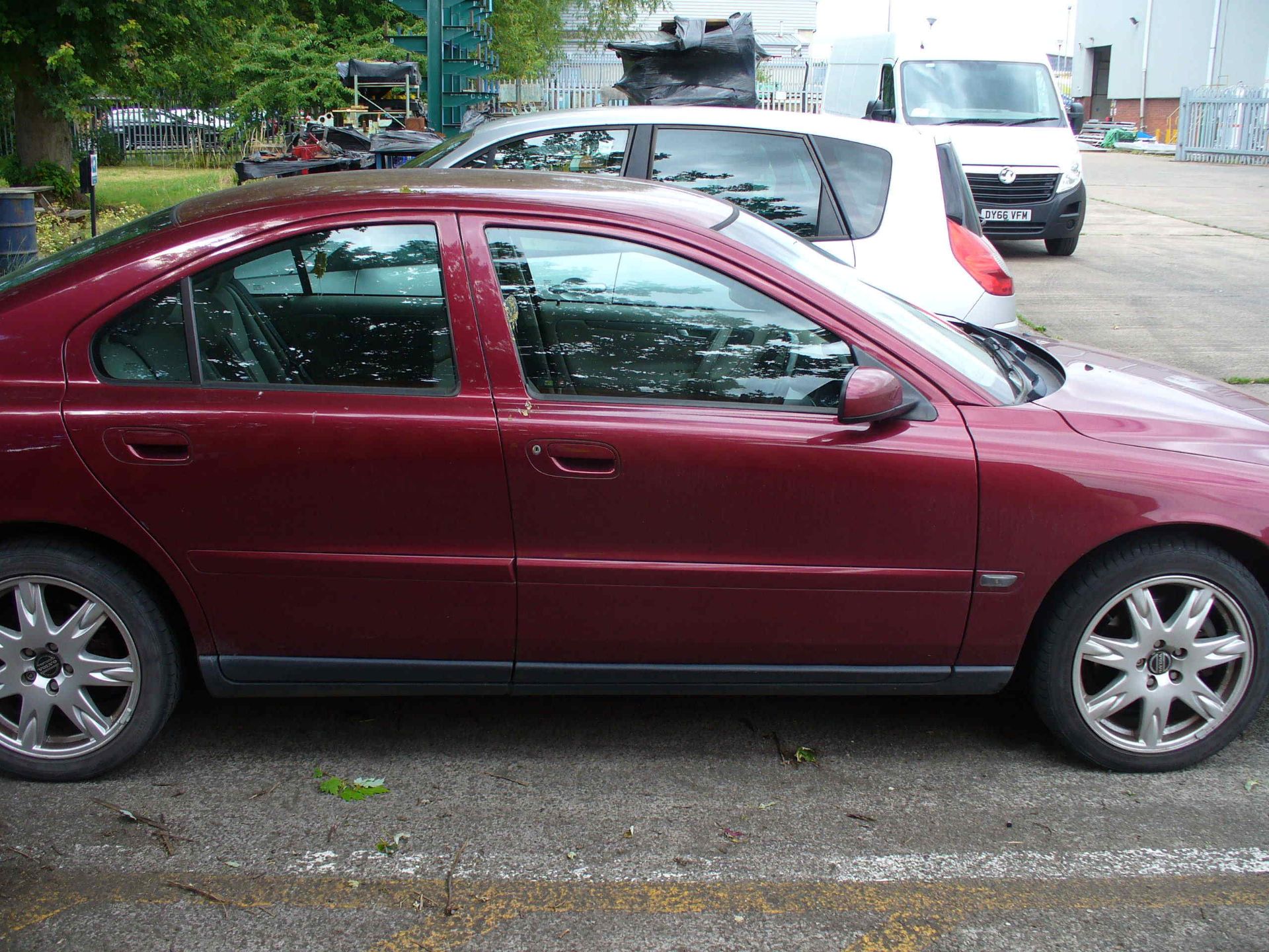 VOLVO S60 20T, petrol, approx 78K miles,registration number DU55 HDK,MOT Jan 18(NB CAT D REGISTERED) - Image 3 of 13