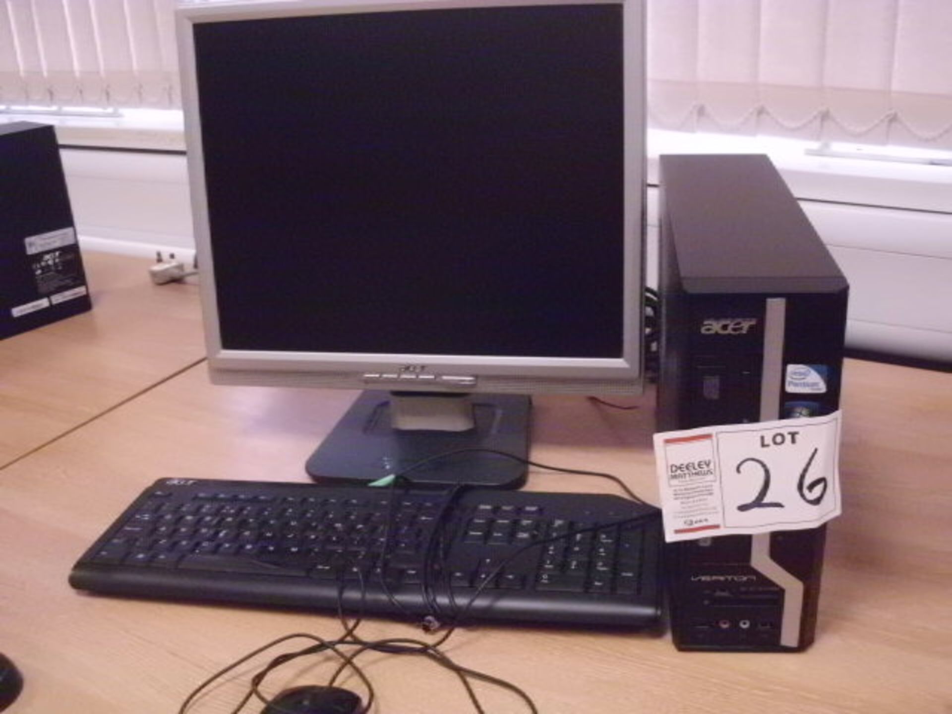 Acer Veriton X2610G PERSONAL COMPUTER with 19" flat screen monitor, keyboard and mouse