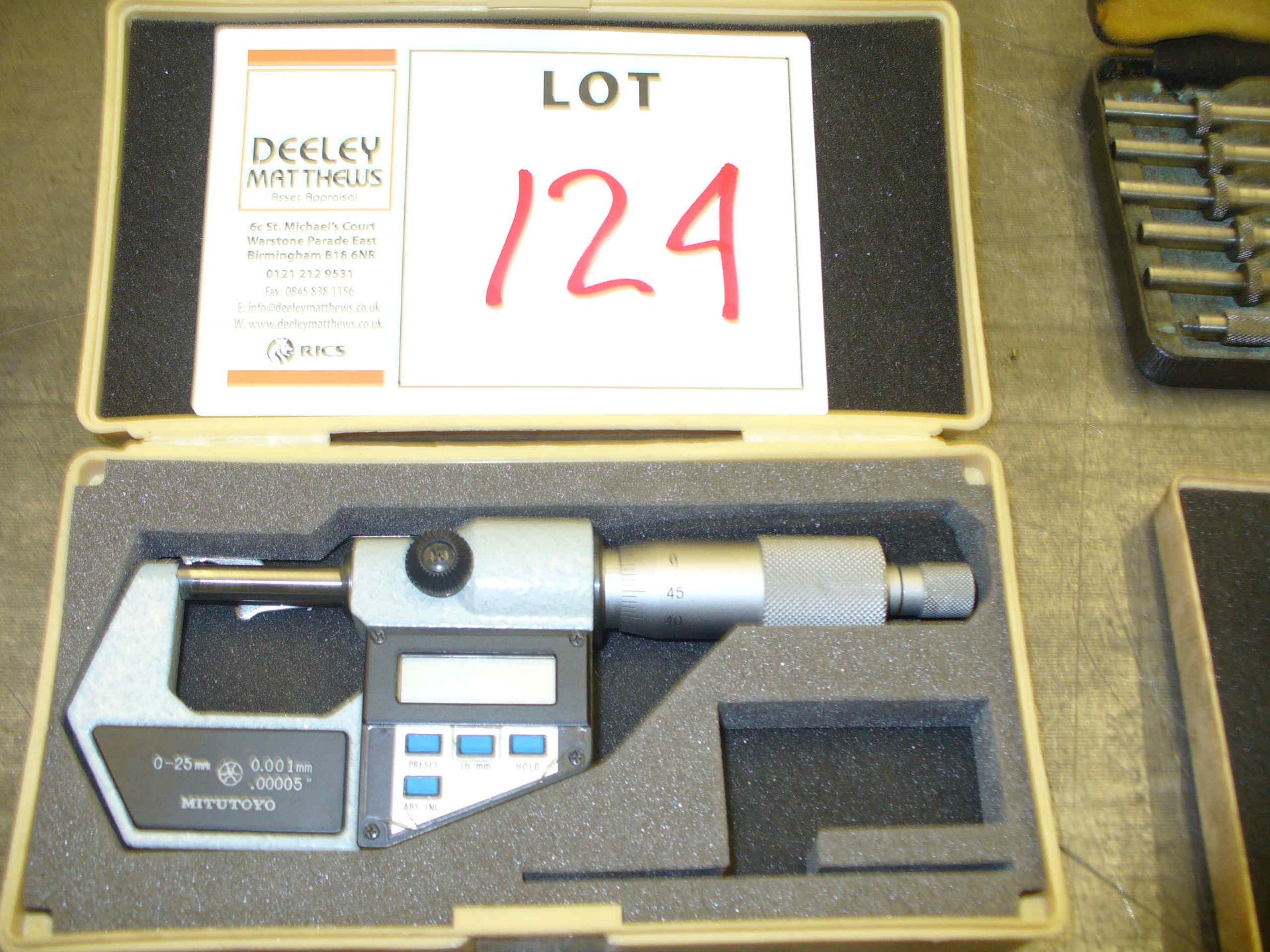 Mitutoyo 0 – 25mm DIGITAL MICROMETER