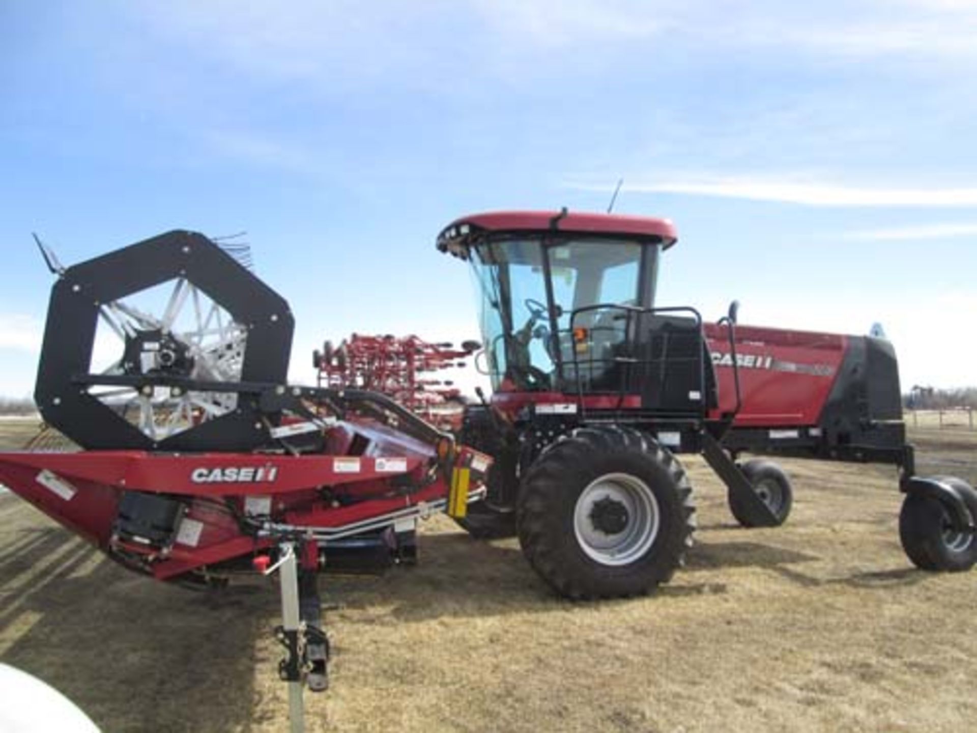 2014 CASE IH WD 1203 25' Windrower - Image 3 of 13