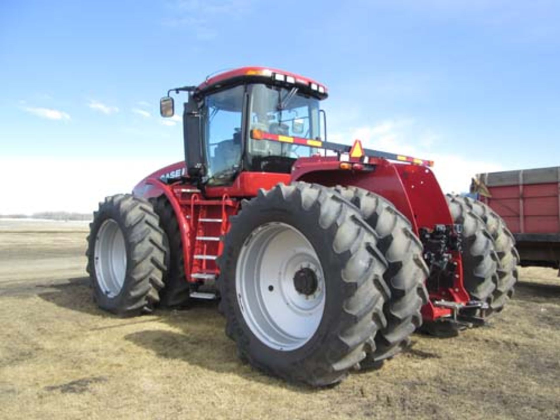 2011 CASE IH Steiger 350 HD 4wd Tractor - Image 2 of 11