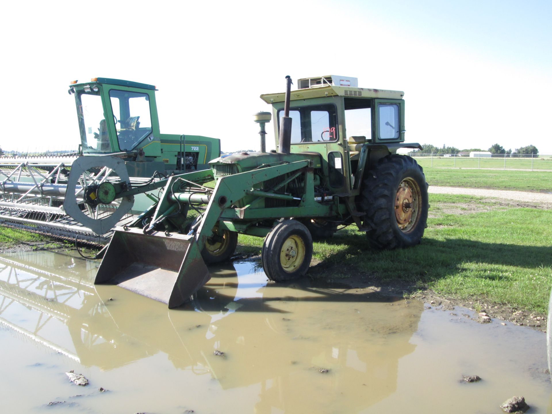 1964 JD 4020 TRACTOR C/W 46A LOADER & BUCKET