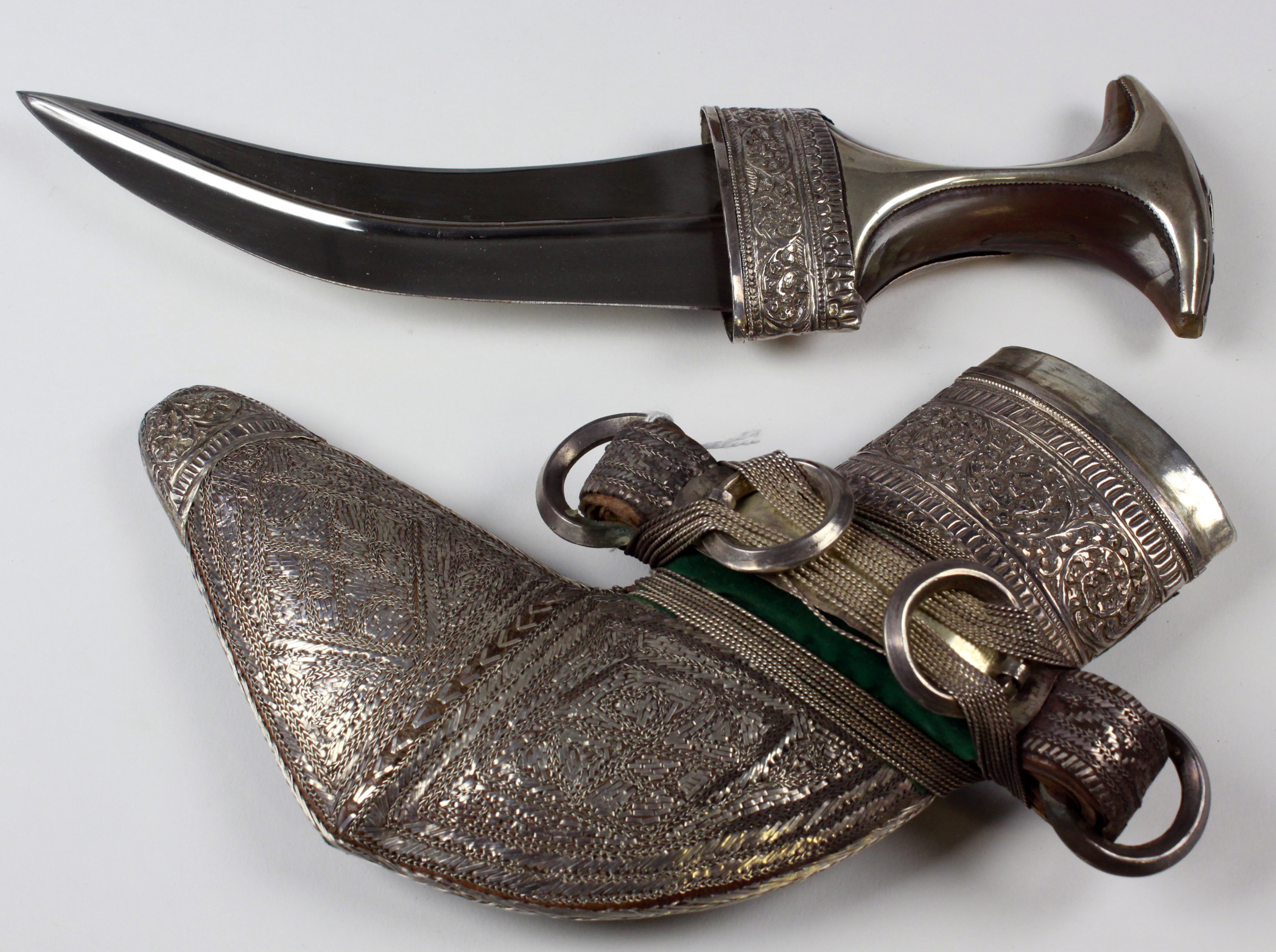 Arabian Style dagger plain blade. Made for wall mount