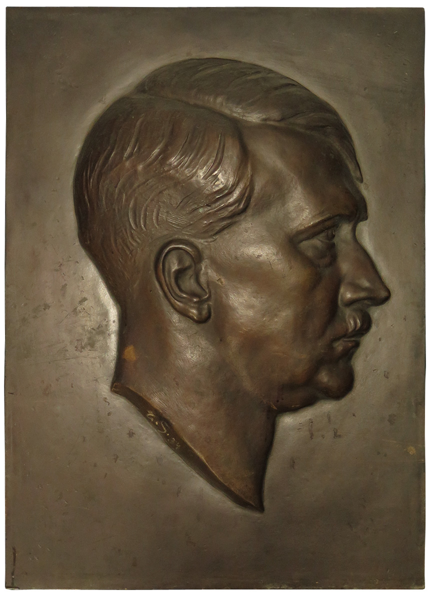 Large cast Bronze coloured plaque. Adolf Hitler bust. No makers or foundry marks. Approx. 500 high x