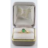 18ct Gold Ring set with Opal size M weight 2.5 grams