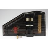 Auto harp, circa late 19th to early 20th century, length 50cm approx.