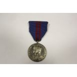 1911 Coronation medal George V mounted on original pin   NEF