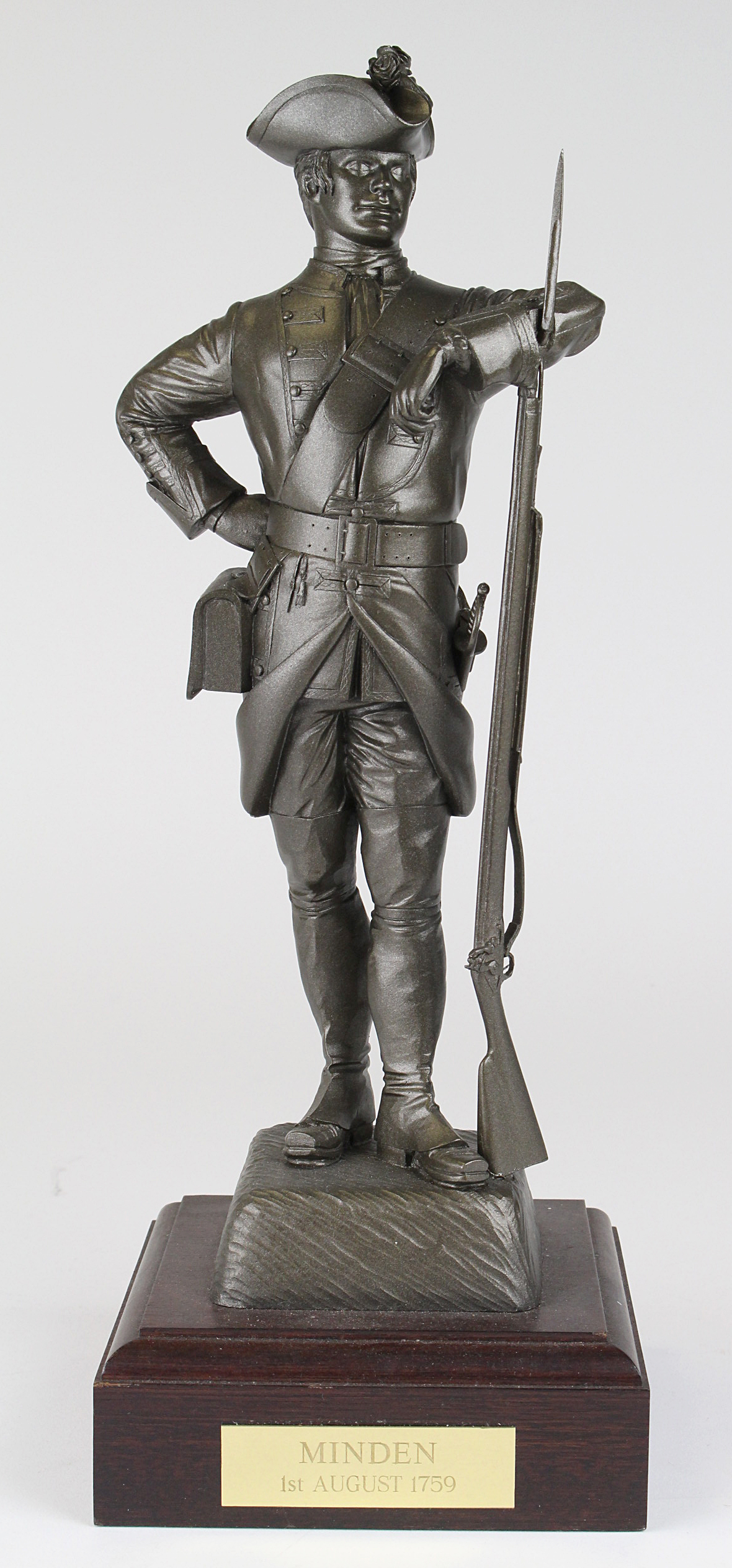 Bronzed statuette, of a Soldier at the Battle of Minden 1759 (approx 14 inches tall)