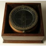 US Navy Compass in wooden case, WW2 era