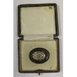 Badge scarce WW1 for Voluntary War Work India 1914-1919 in its fitted case