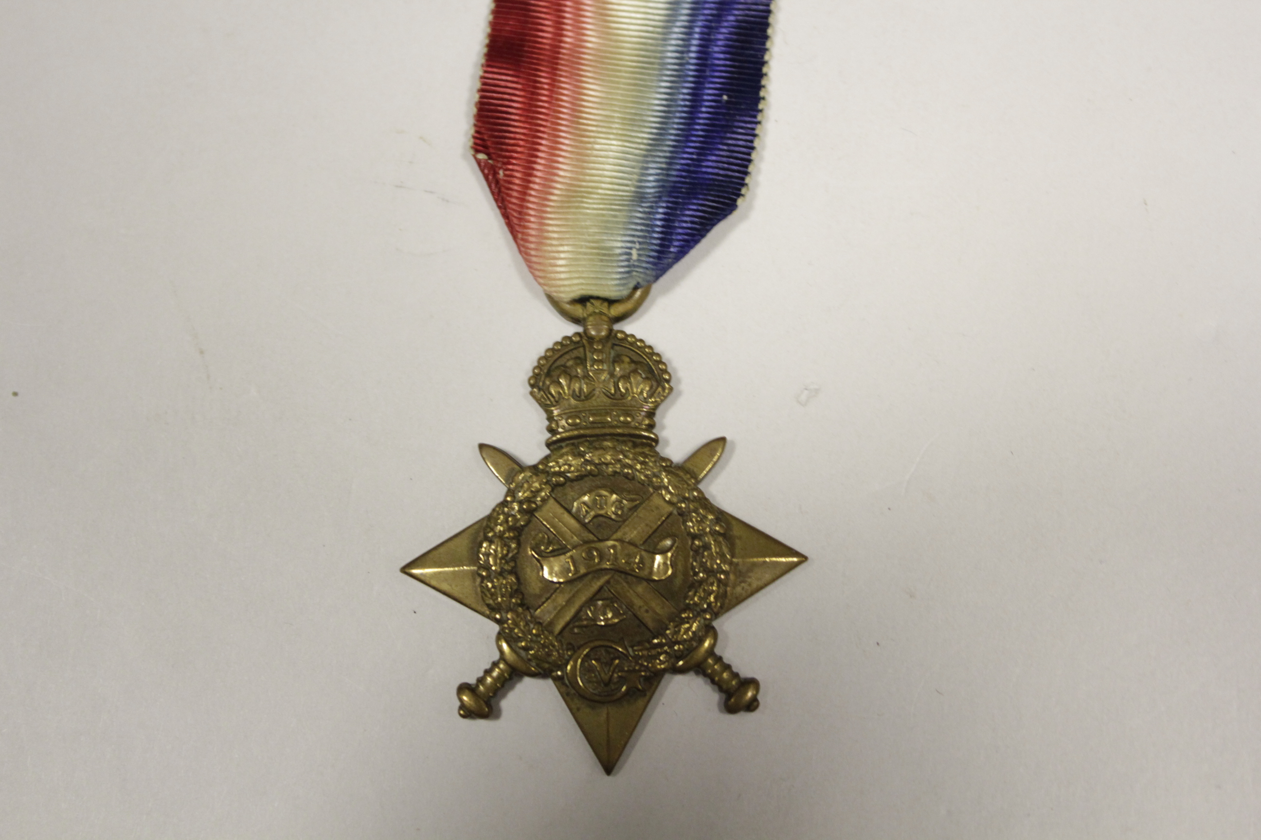 1914 star an original unnamed example with full length silk ribbon, GVF