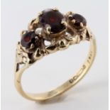 9ct Gold Ring set with 3 Garnets size O weight 3.5g