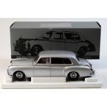 Rolls Royce Phantom V 1964 MPW diecast model by Paragon, with limited edition certificate 1189/3000,