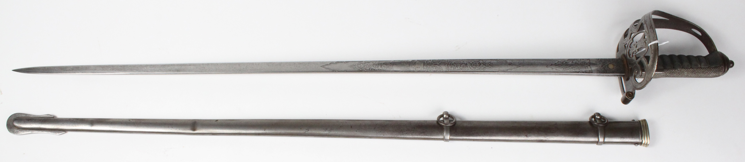 Sword: A good 1827 Pattern Rifle Officers Sword. Blade 32.5" finely etched blade with strung bugle - Image 2 of 2