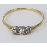 18ct/Plat 3 stone Diamond Ring size P weight 1.5 grams