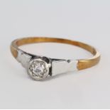 18ct Gold/Plat. Solitare Diamond Ring approx 0.15 ct weight size N weight 2.2 grams