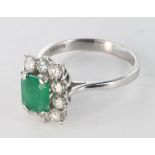 18ct White Gold Emerald and Diamond Ring size Q weight 4.5 grams