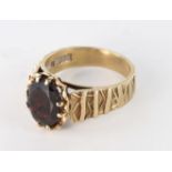 9ct Gold Garnet set Ring size L weight 5.0 grams