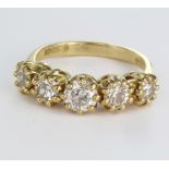 18ct Gold 5 stone Diamond Ring approx 1.40ct weight size Q weight 5.6 grams