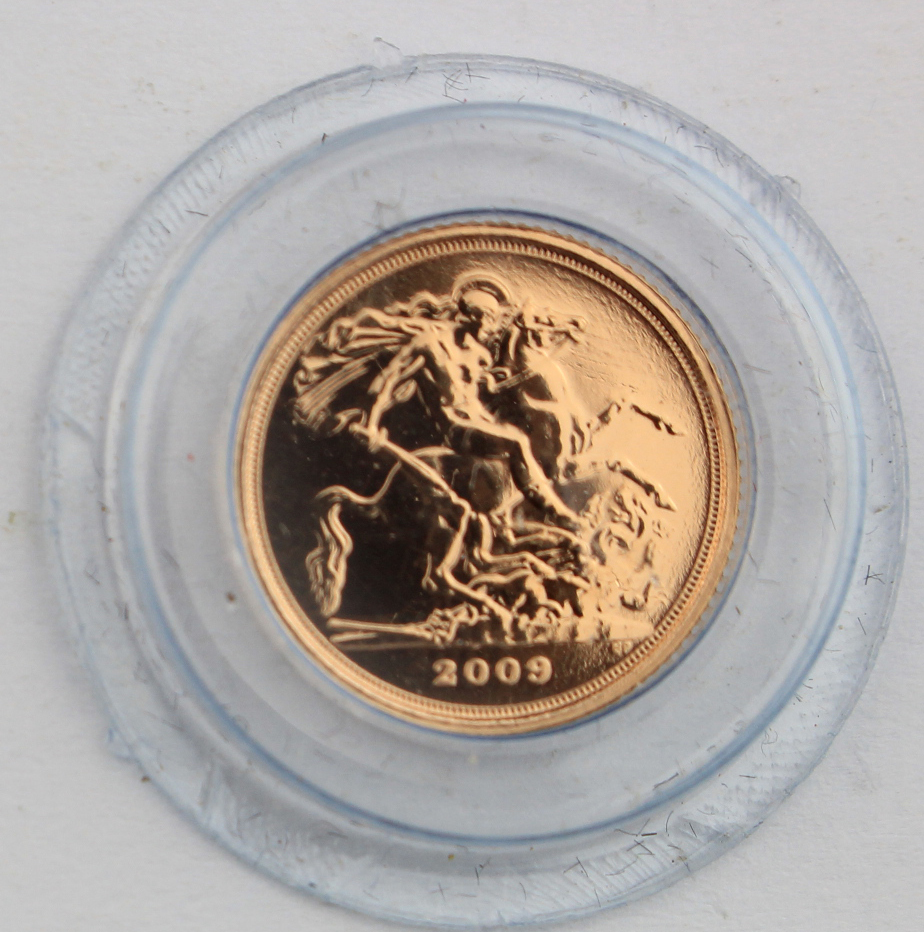 Quarter Sovereign 2009 BU in a small capsule. - Image 2 of 2