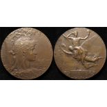 France, Paris 1900 Universal Exposition bronze medal d.63mm, named to J. Peake, GVF. As there were