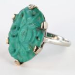 9ct White Gold Carved Jade Ring size M weight 4.1g