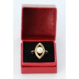 9ct Gold Large Pearl Ring size I weight 3.3g