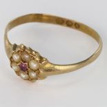 18ct Gold Ring set with Amethyst and Seed Pearls size M weight 1.4g