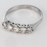 18ct White Gold five stone Diamond Ring approx 0.45ct weight size O weight 3.2g