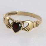 9ct Gold Garnet Claddagh style Ring size O weight 1.9g