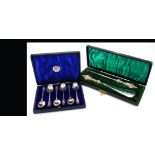 Box set of six silver teaspoons, Sheffield, 1910. Weight of silver - 2 oz. plus attractive boxed set
