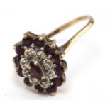 9ct Gold Garnet/CZ Ring size Q weight 2.2g