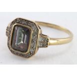9ct Gold Misty Quartz and Diamond Ring size T weight 3.1g
