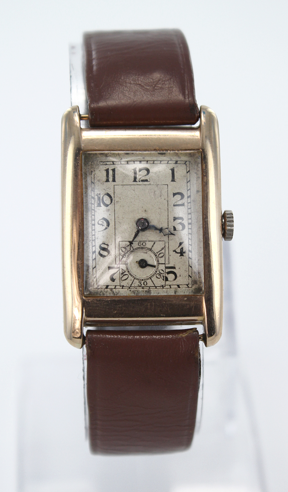 Gents 9ct cased wristwatch import marks for Glasgow 1930, watch working when catalogued