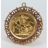 Victorian Jubilee head Sovereign 1892 in an ornate pendant mount. Total weight approx 12.5g