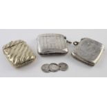 Two silver vesta cases hallmarked for Birmingham, 1910 and 1913 along with three small silver