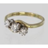 18ct Gold three stone Diamond Ring approx 0.45ct weight size M weight 3.4g
