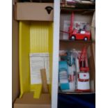 Toys, Topper Toys No.116 Service Station, comprising Tow Truck, Car, Service Island and accessories,