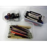 Calligraphy, pens, ink & felt examples, 9 Automatic pens , 2 inkwells and a selection of inks,