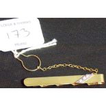 9ct gold three stone tie pin, weight 4.2g approx.