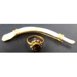 Yellow metal mounted bone brooch, together with a gilt metal banded agate ring (2)